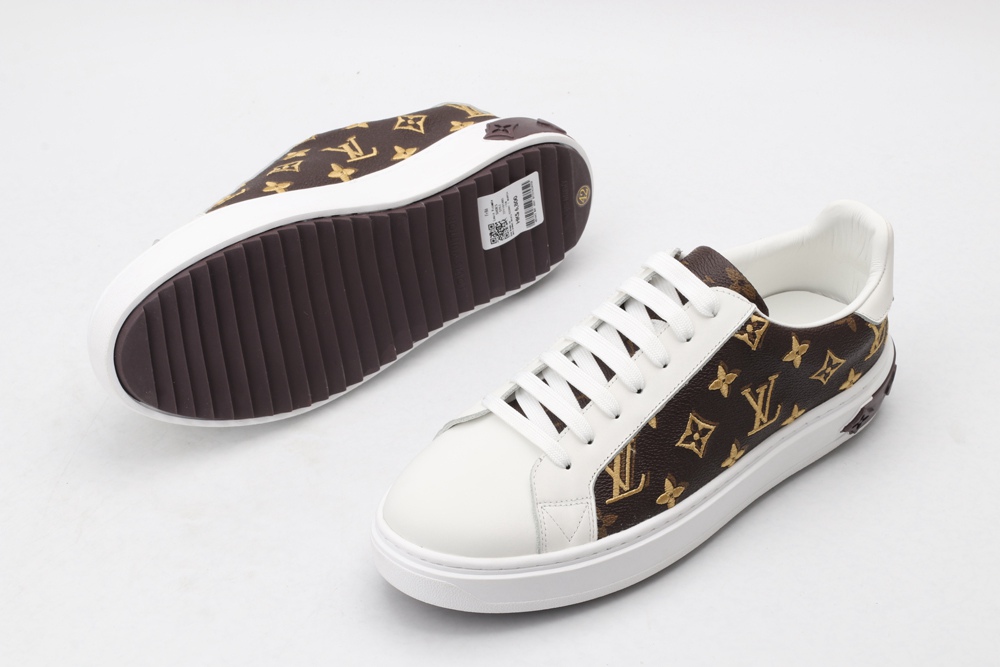 L*V SNEAKER